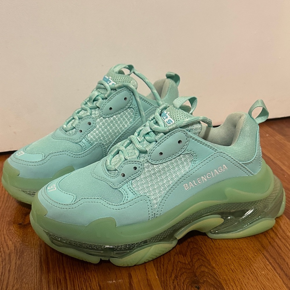 Balenciaga Women's Mint Green Sneakers - Picture 6 of 8